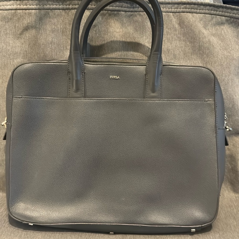 Men’s slim briefcase